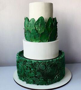 Торт зеленый девочке оригинальный №151633