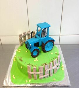 Торт трактор №345003