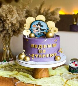 Торт фиолетово-желтый с леденцами №178712