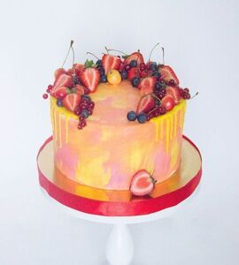 Торт желто-розовый с ягодами №151107