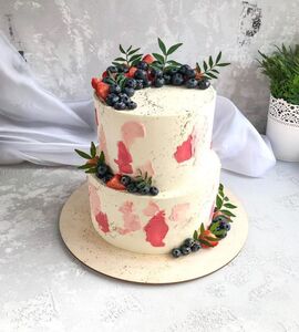 Торт двухъярусный с ягодами №134130