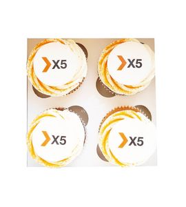 Капкейки с логотипом X5 Retail group