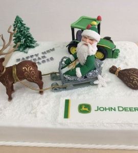 Торт новогодний для производителя техники John Deere