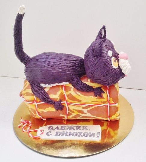 Торт кот на колбасе №312257