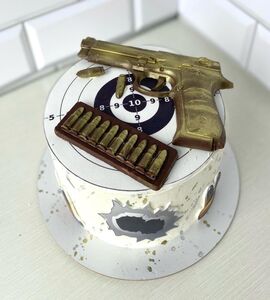 Торт с пистолетом №167618