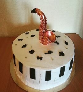 Торт саксофон №479406