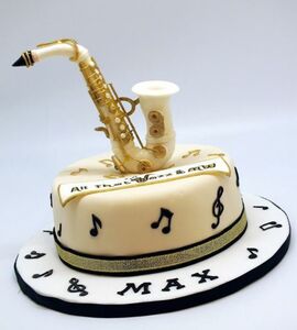 Торт саксофон №479430