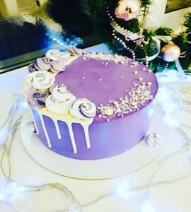 Торт бело-фиолетовый №147236