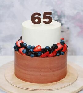 Торт на 65 лет женщине №476820