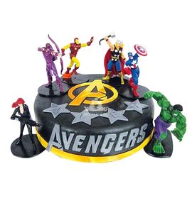 Торт c логотипом Avengers