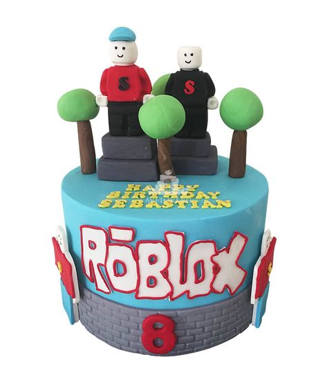 Торт Roblox на 8 лет