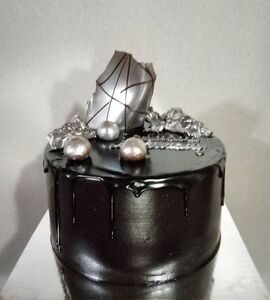 Торт черный с серебром №186027