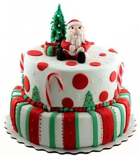 Торт Двухъярусный с Дедом Морозом и елкой