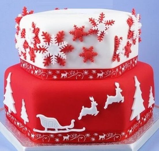Торт на Новый год двухъярусный бело-красный