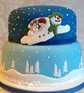 Торт с летящим снеговиком двухъярусный