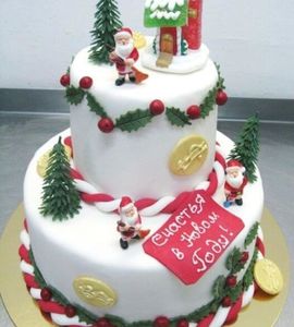 Торт с Санта-Клаусами двухъярусный