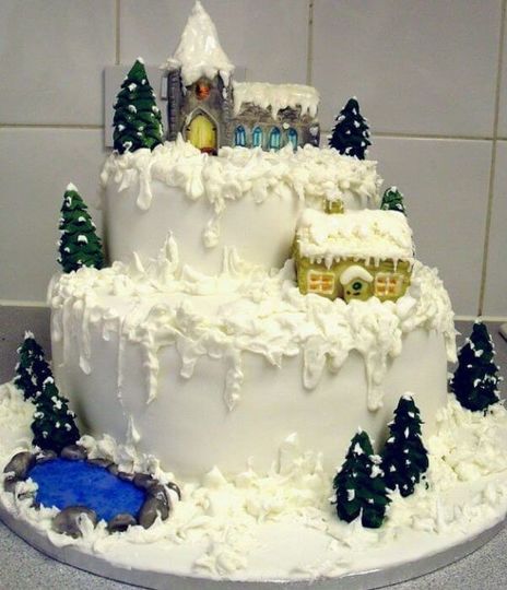 Торт Двухъярусный со снежным замком