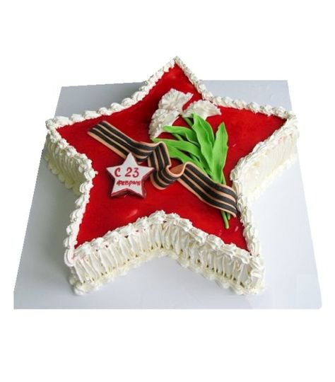 Торт на 23 февраля в виде звезды с цветами
