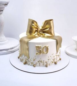 Торт белый с золотом №130519