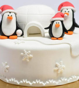 Торт домик пингвинов