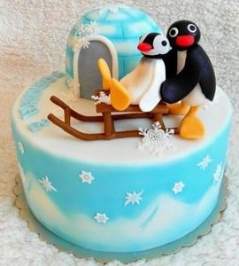 Торт с пингвинами на санках