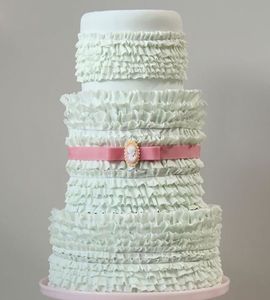 Свадебный торт с рюшами №131923