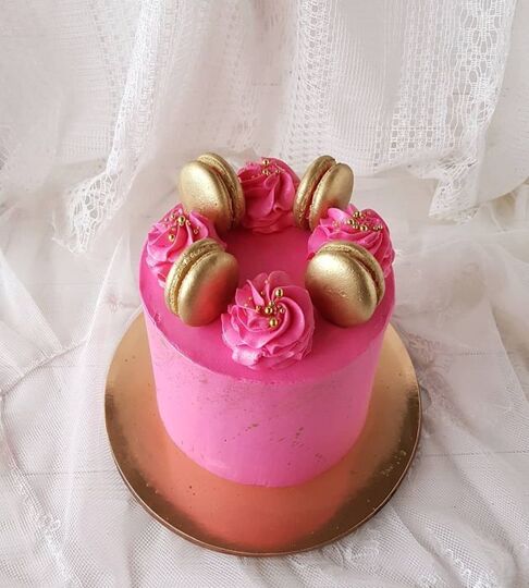 Торт розовый с золотом №142905