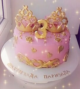 Торт розовый с золотом №142909