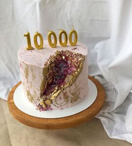 Торт розовый с золотом №142924