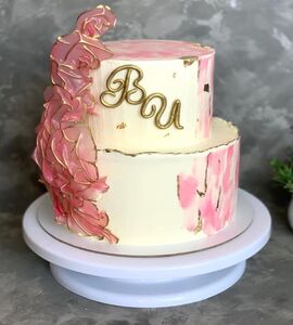 Торт розовый с золотом №142927