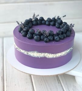 Торт фиолетовый с ягодами №179101