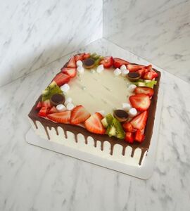 Торт прямоугольный с ягодами №163606