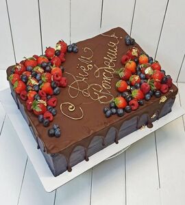 Торт прямоугольный с ягодами №163622