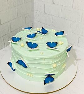Торт фиолетовый с бабочками №178905