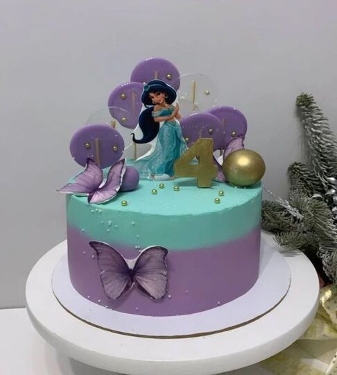 Торт фиолетовый с бабочками на 4 года №178909