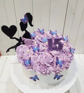 Торт фиолетовый с бабочками на 15 лет №178918
