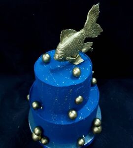 Торт синий с золотом №171625