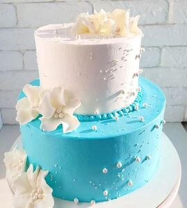 Торт бело-голубой №130418
