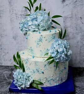 Торт бело-голубой №130424