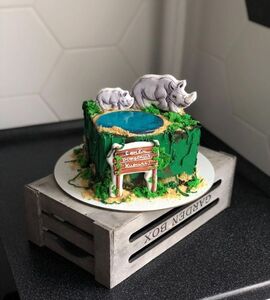 Торт носорог №160003
