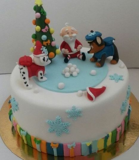 Торт с Дедом Морозом и щенками Чейзом и Маршалом