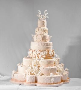 Свадебный торт на подставке №131827