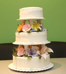 Свадебный торт на подставке №131830