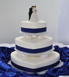 Свадебный торт на подставке №131832
