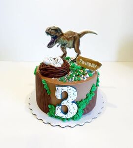 Торт тираннозавр на 3 года №175903