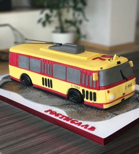 Торт троллейбус №176703