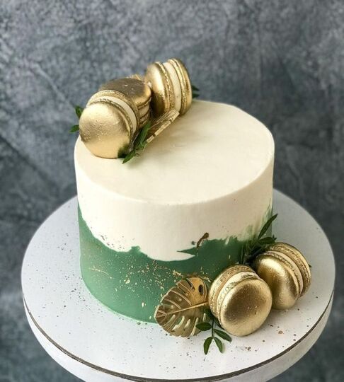 Торт зеленый с золотом №151707