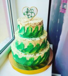 Торт зеленый с золотом №151723