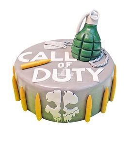 Торт Call of Duty с жетоном и гранатой