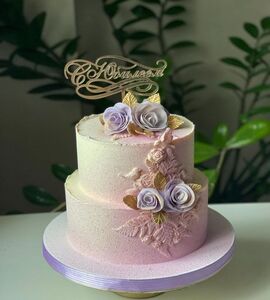 Торт двухъярусный с цветами №134005